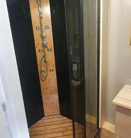 Appartement Etiennette 2 *