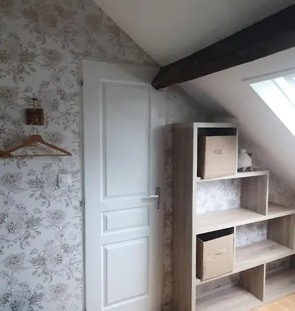 Appartement Etiennette 2 *